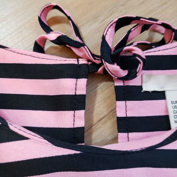 🔺️H&M Pink & Black Striped Asymmetric Hemline Rayon Blouse Size 2 - Picture 6 of 13